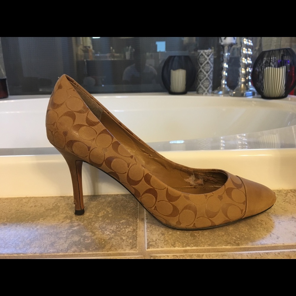 Coach Shoes Size 9